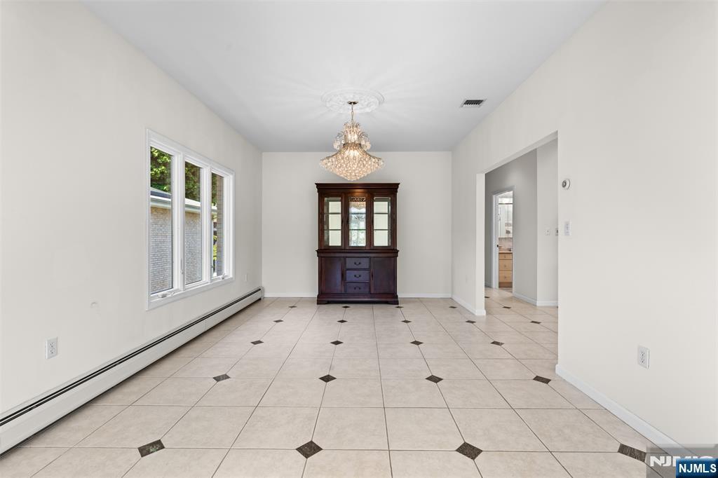 499 Morse Avenue Property Photo 12