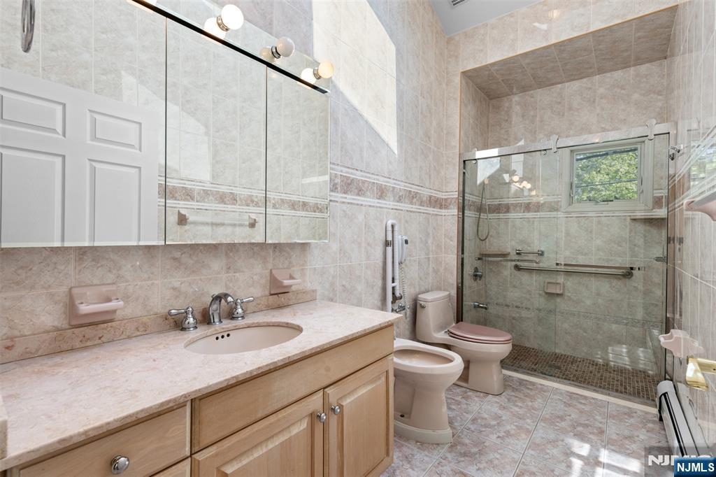 499 Morse Avenue Property Photo 21