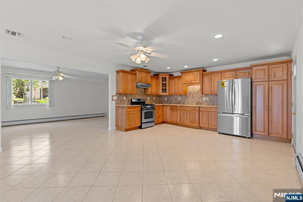 499 Morse Avenue Property Photo 40