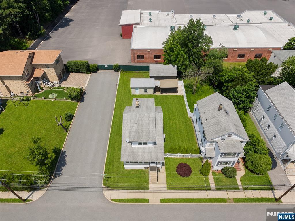 62 Vreeland Avenue Property Photo 10