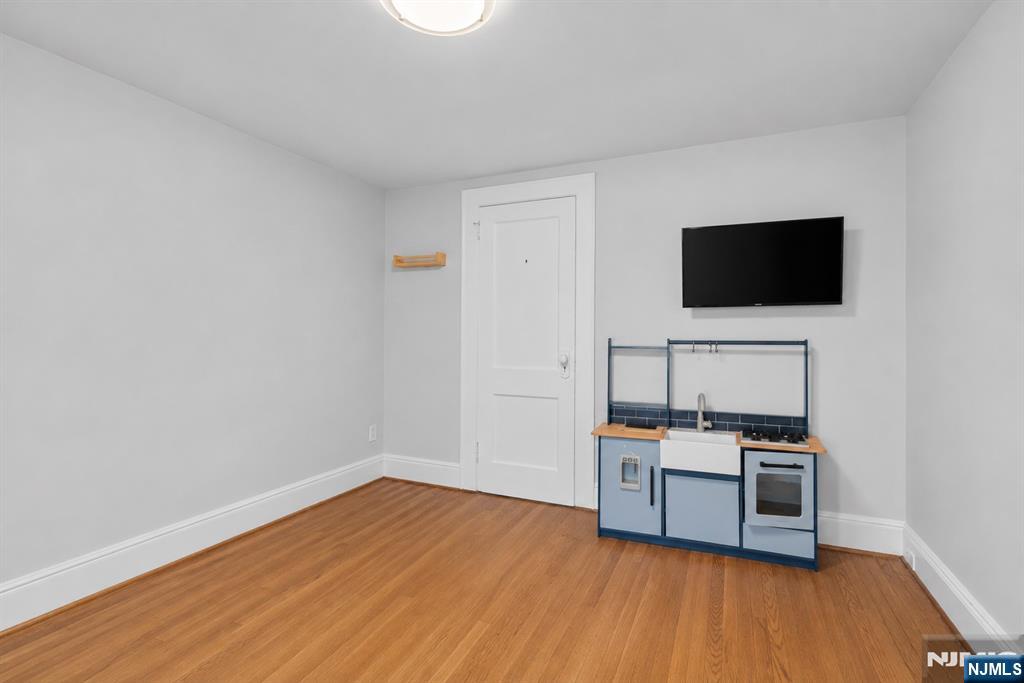 62 Vreeland Avenue Property Photo 19