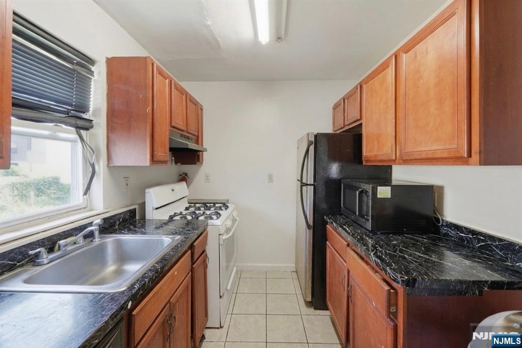 606 19th Street Property Photo 5