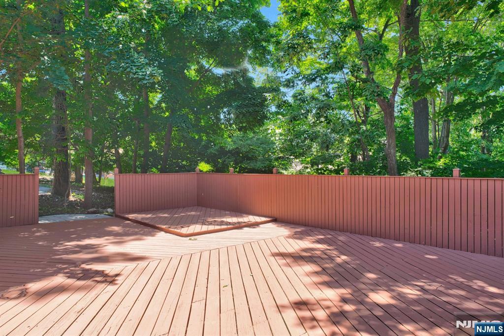 27 Shady Terrace Property Photo 5