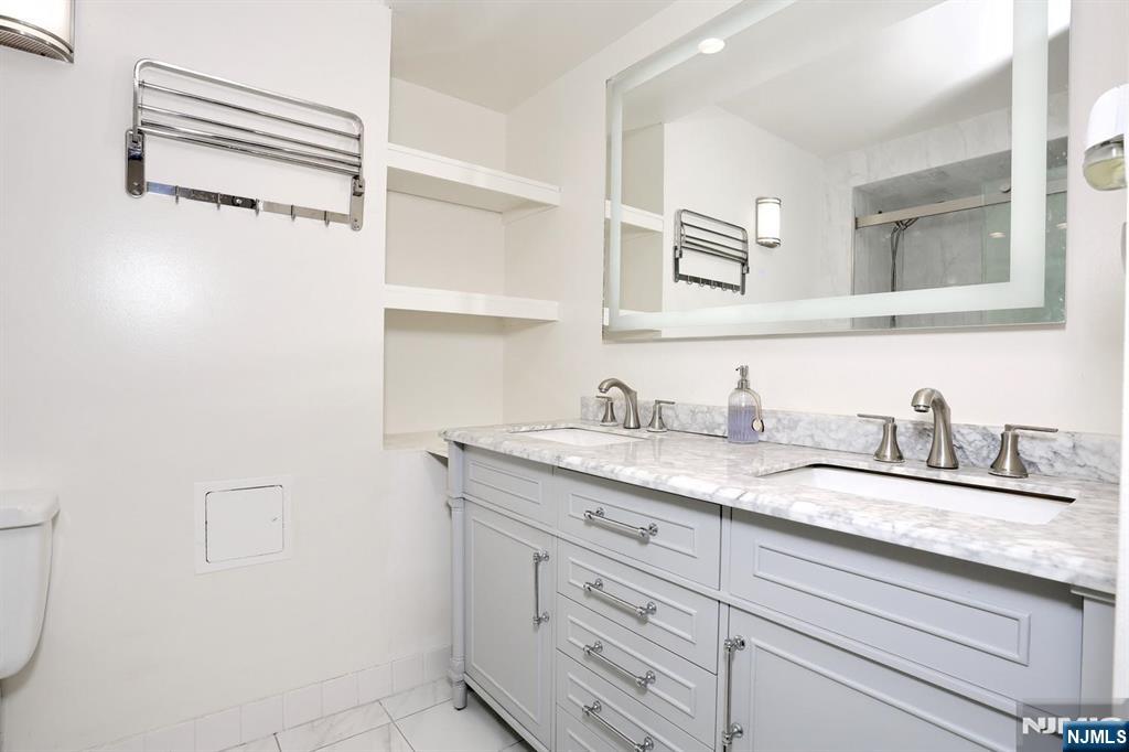 7004 Boulevard E 5l Property Photo 27