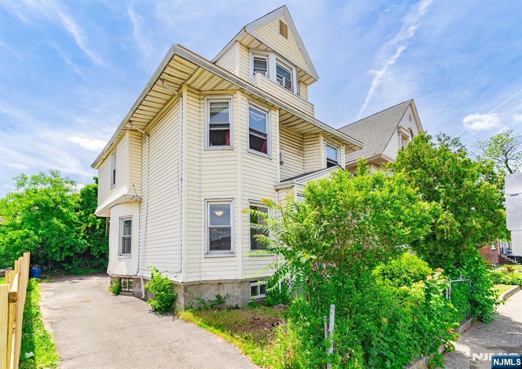 3 Winthrop Terrace Property Photo 1