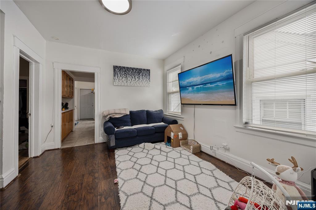 196 Windsor Street Property Photo 21