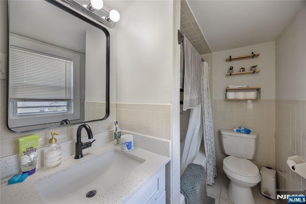 196 Windsor Street Property Photo 30