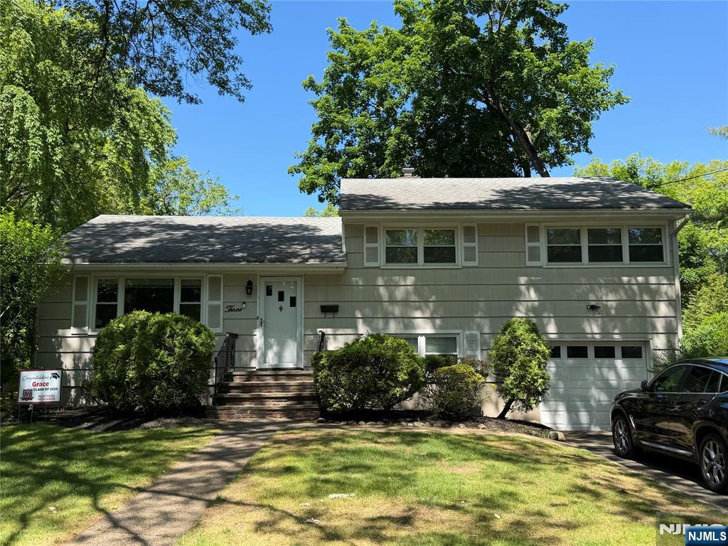 3 Spruce Place Property Photo 1