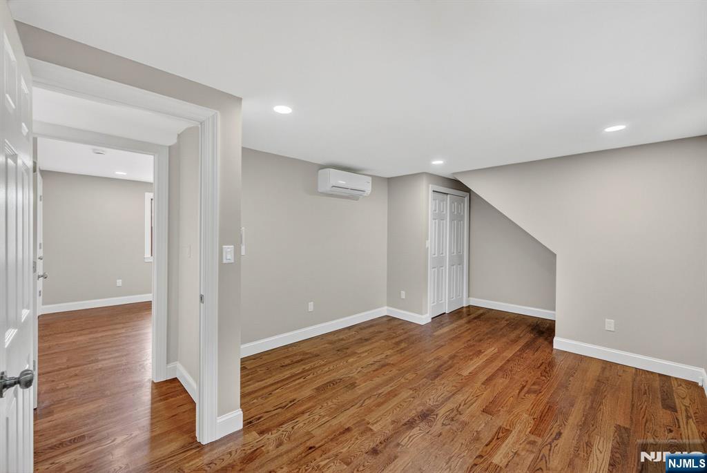 11 Franklin Street Property Photo 32