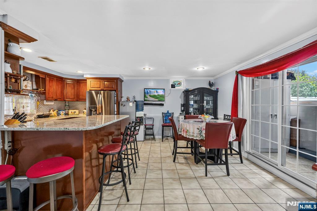 509-511 Ridge Street Property Photo 13