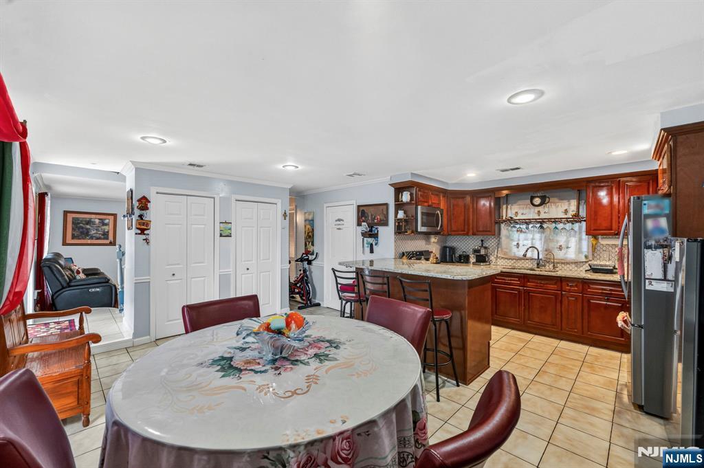 509-511 Ridge Street Property Photo 14