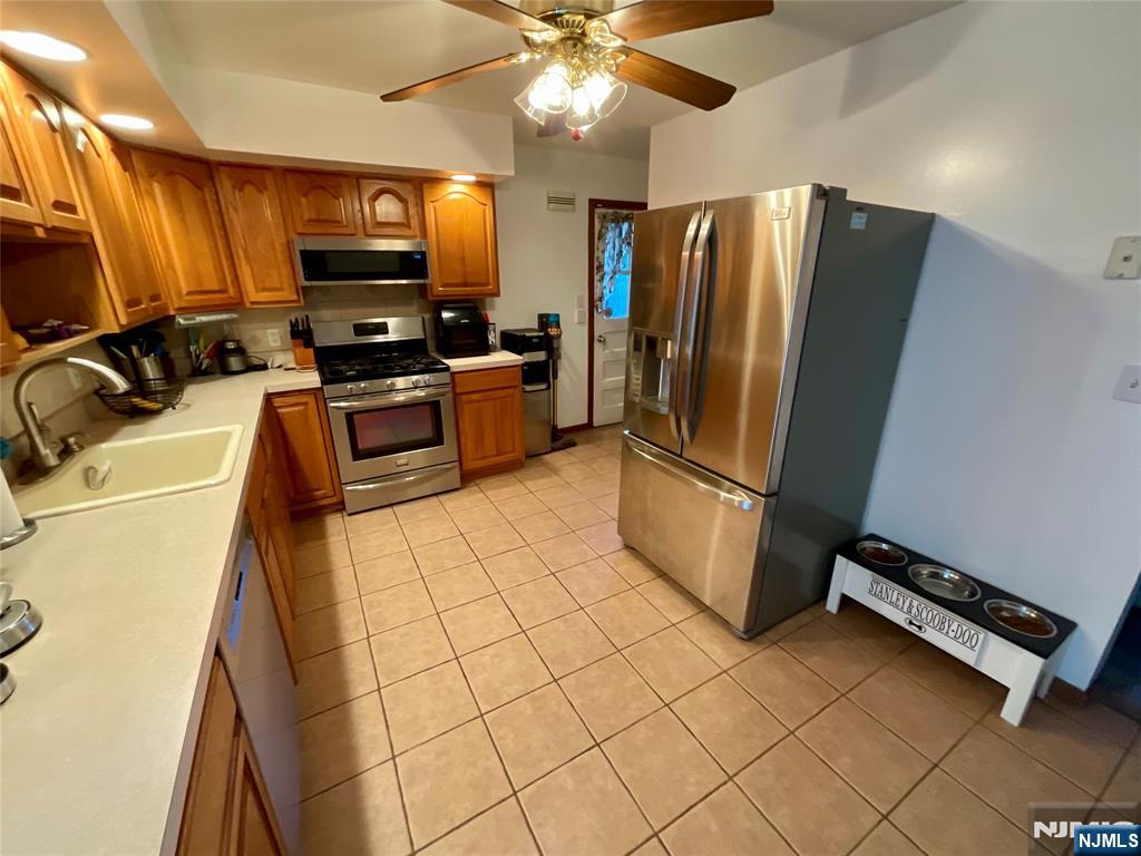11 Chadwick Drive Property Photo 8