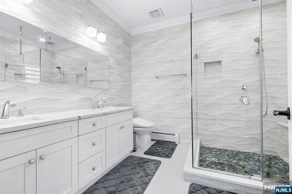 6 Marion Avenue B Property Photo 15