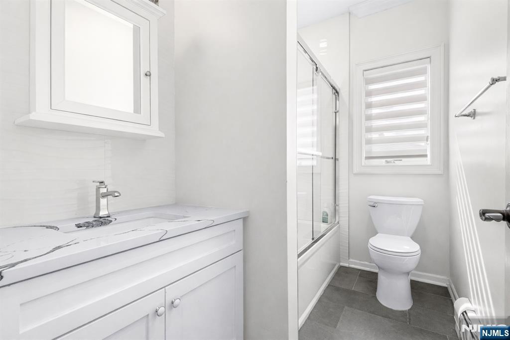 6 Marion Avenue B Property Photo 18