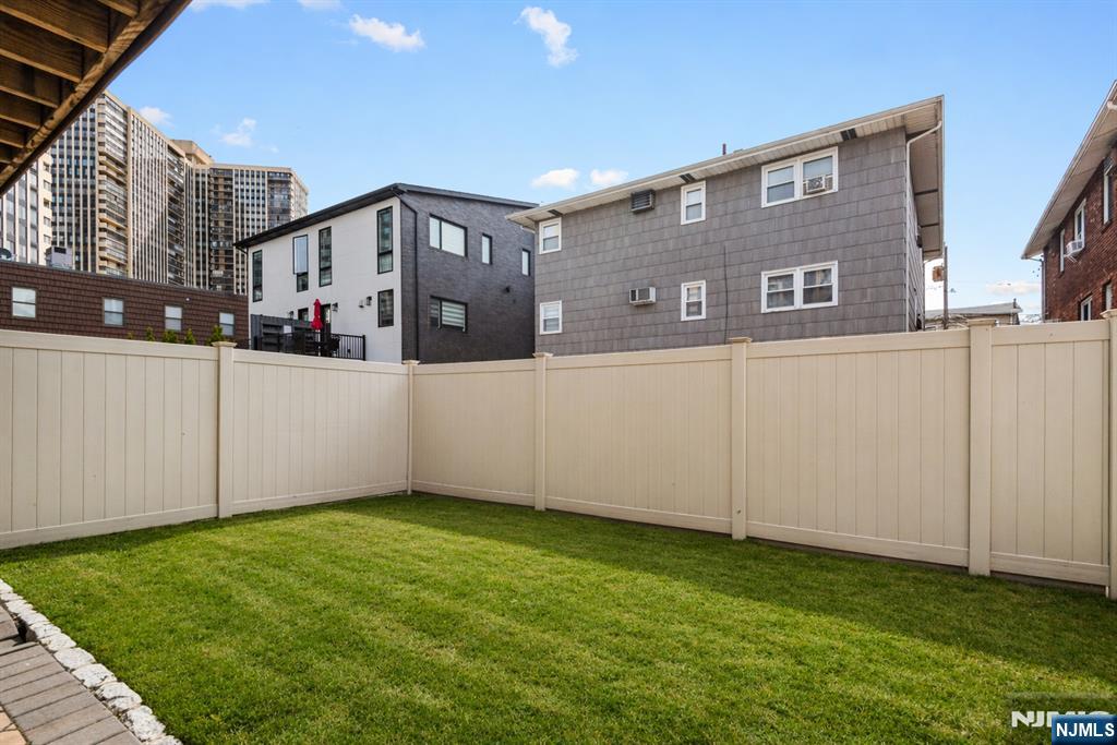 6 Marion Avenue B Property Photo 30