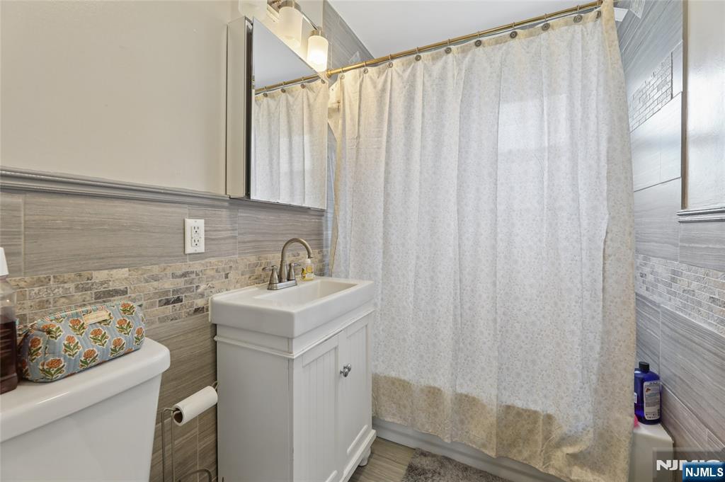9 Memphis Avenue Property Photo 18