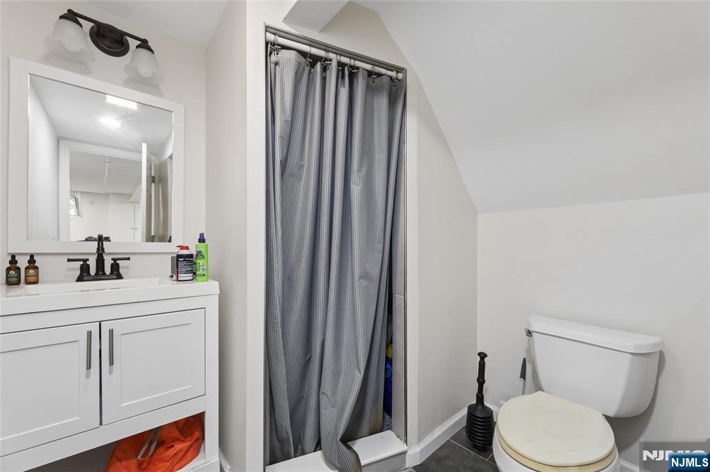9 Memphis Avenue Property Photo 21