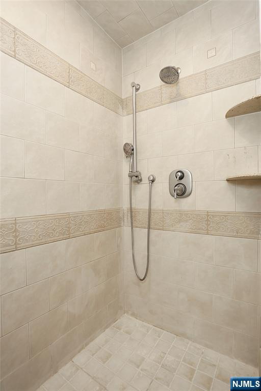 310 6th Street A Property Photo 24