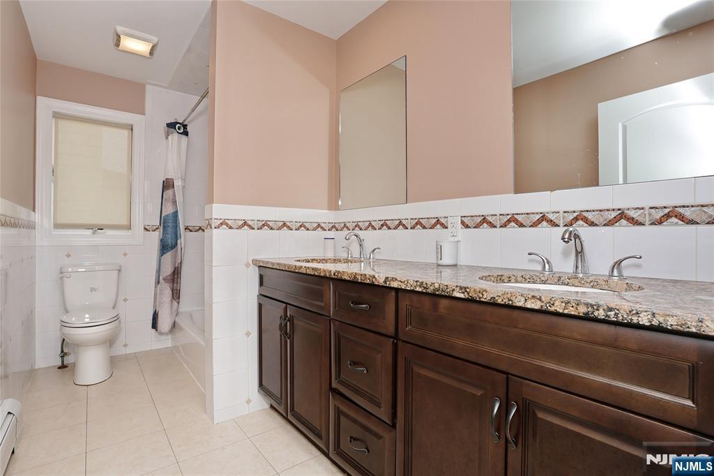 310 6th Street A Property Photo 30