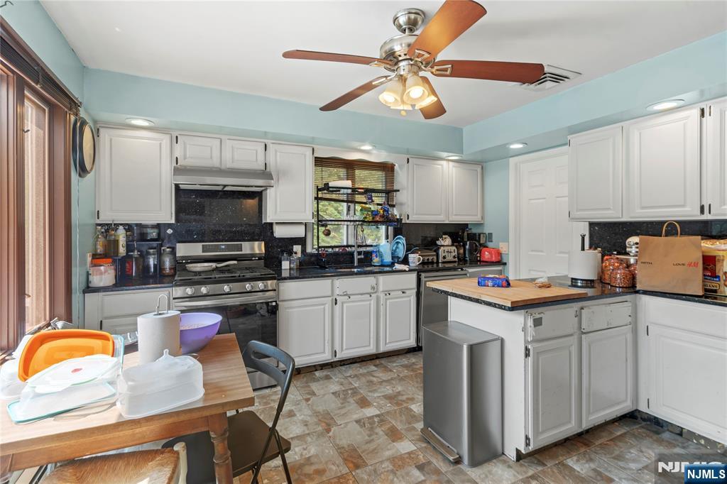 10 Allendale Road Property Photo 7