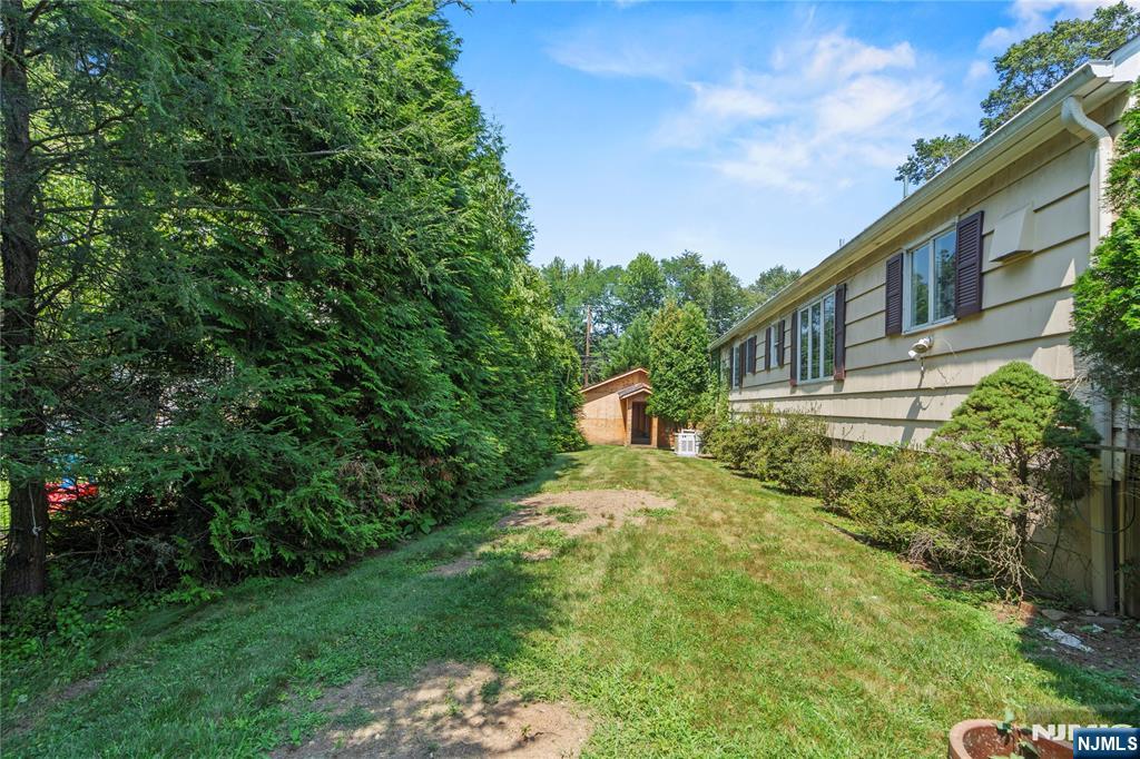10 Allendale Road Property Photo 17