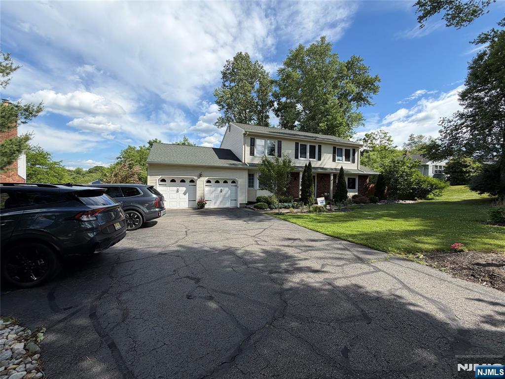 73 Hillside Avenue Property Photo 3