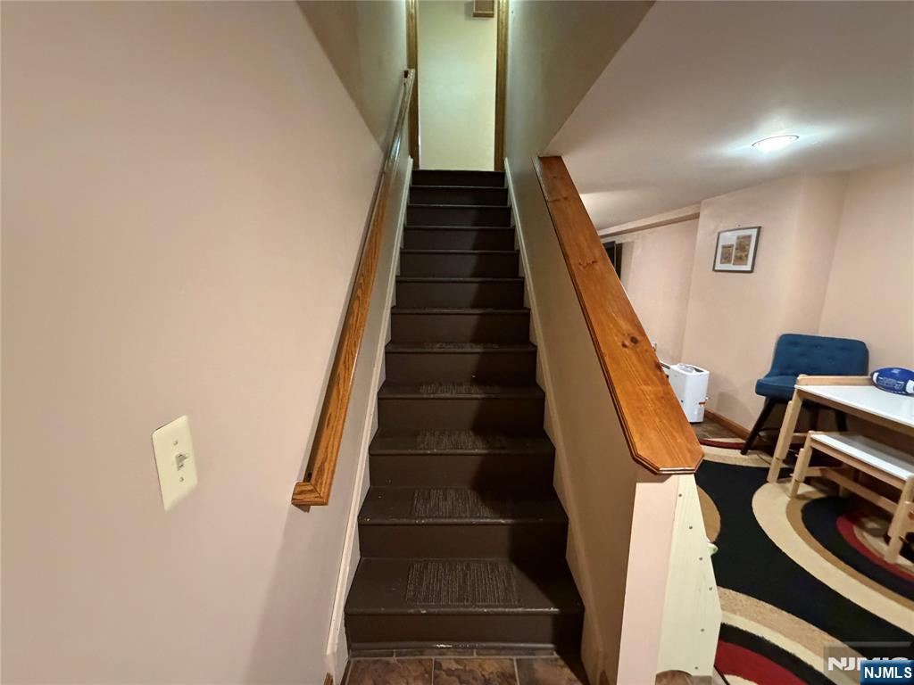 73 Hillside Avenue Property Photo 22