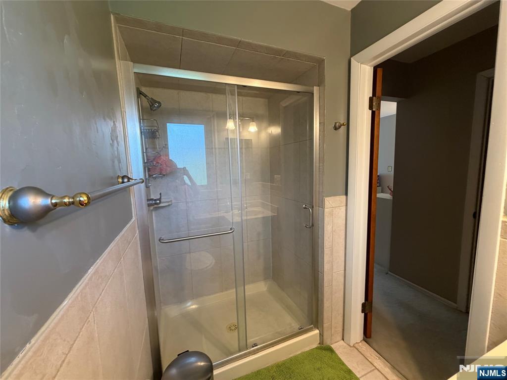 73 Hillside Avenue Property Photo 38