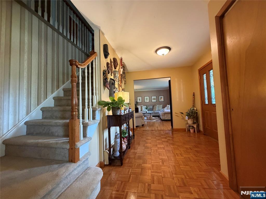 73 Hillside Avenue Property Photo 41