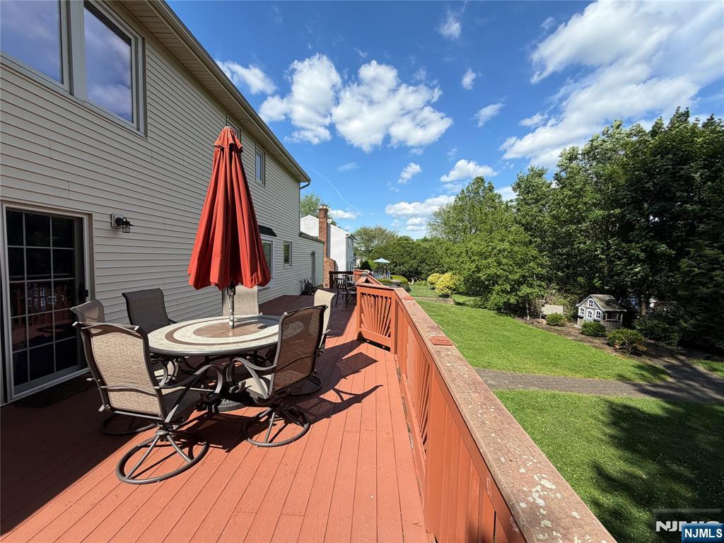 73 Hillside Avenue Property Photo 50