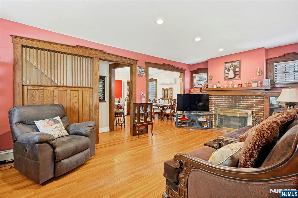 181 Selvage Avenue Property Photo 3
