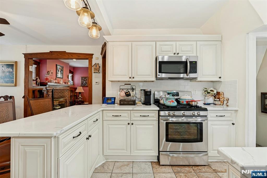 181 Selvage Avenue Property Photo 9