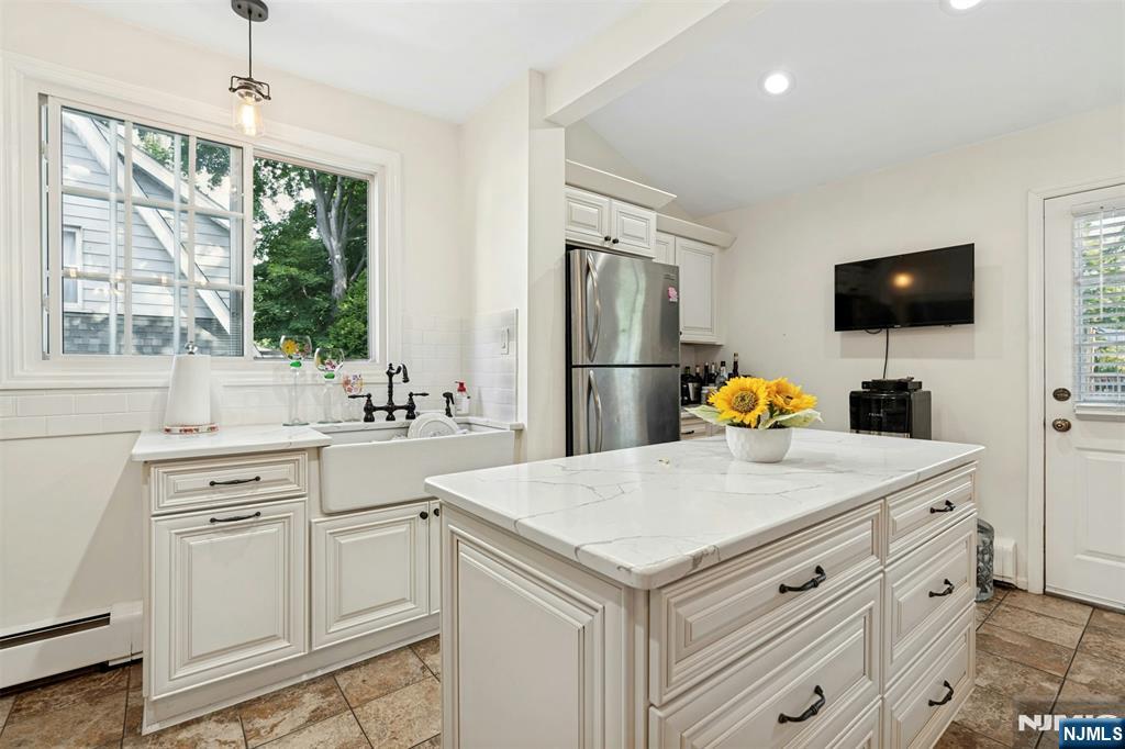 181 Selvage Avenue Property Photo 12