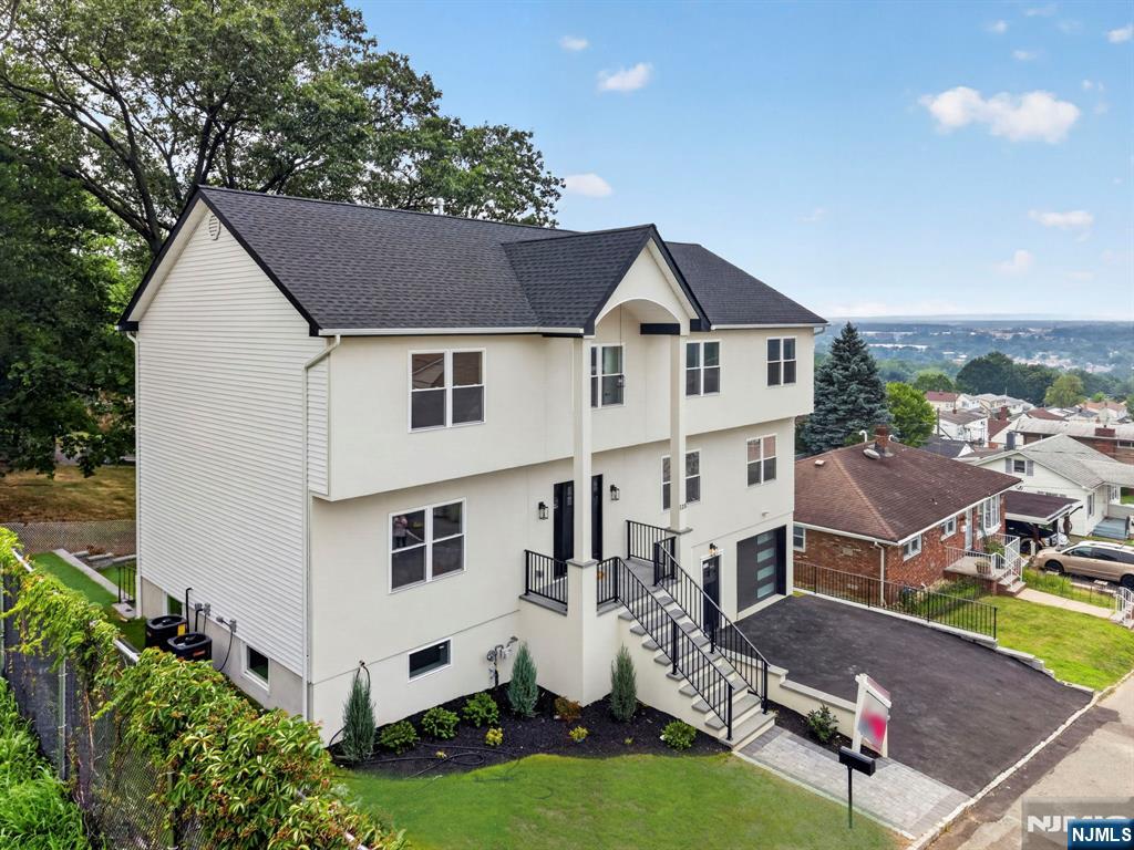 125 Cedarhurst Avenue Property Photo 45