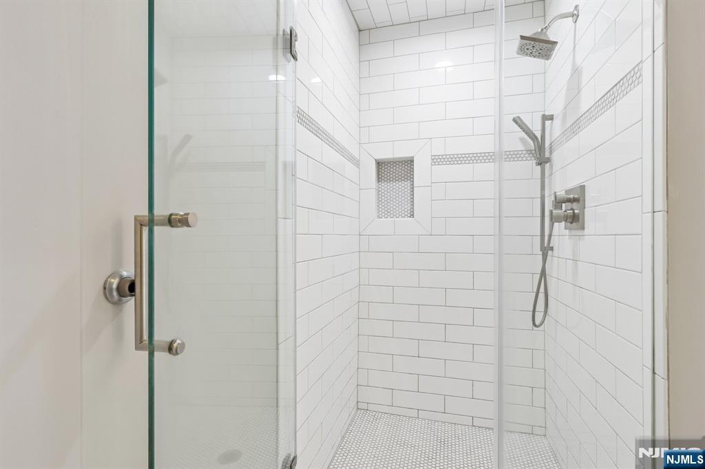 1032-1034 Kipling Road Property Photo 27