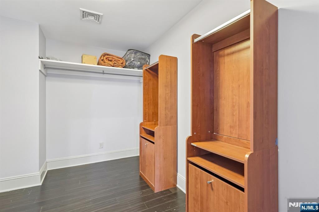 1032-1034 Kipling Road Property Photo 28