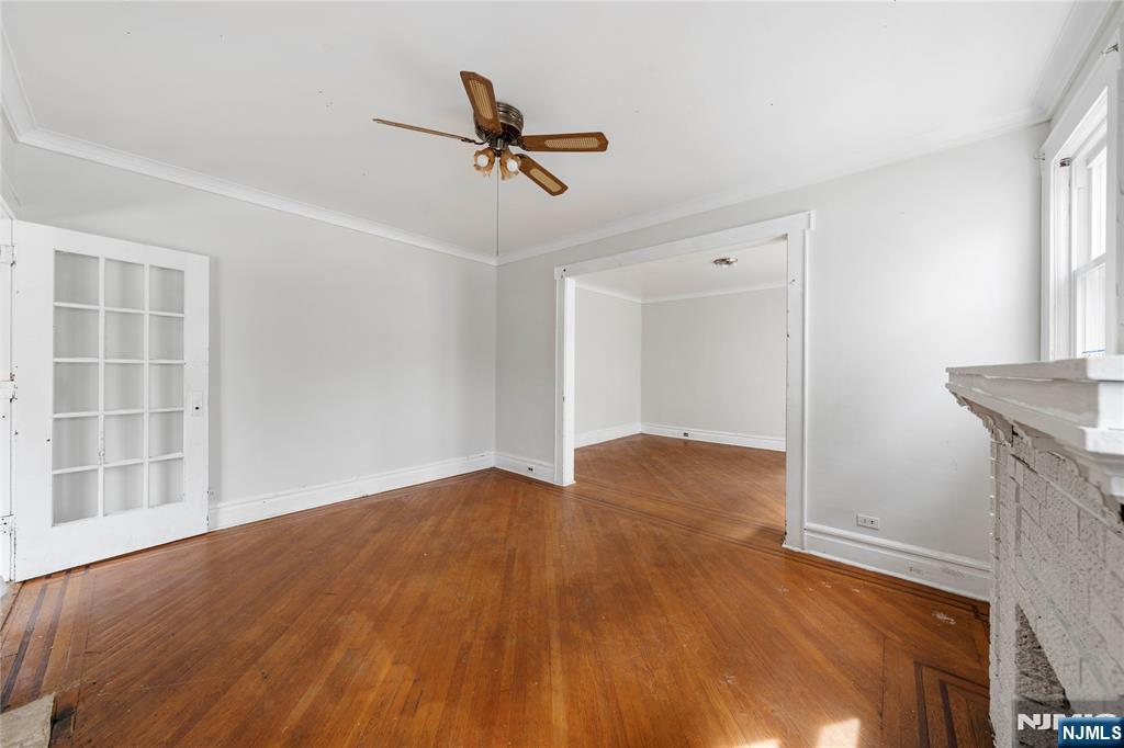457 7th Property Photo 6