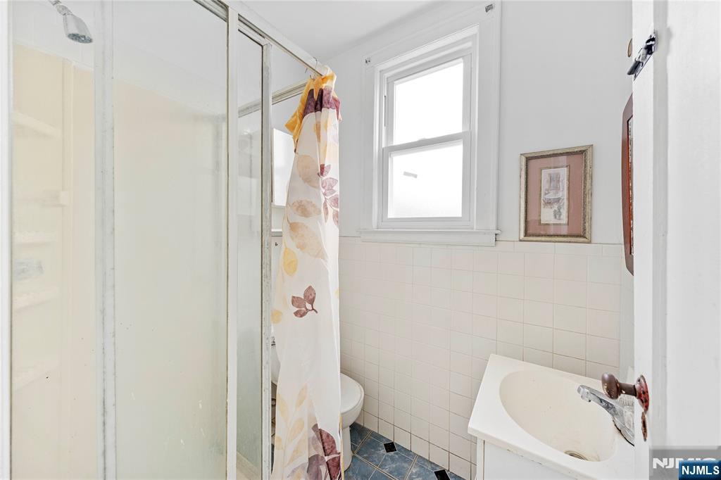 457 7th Property Photo 10