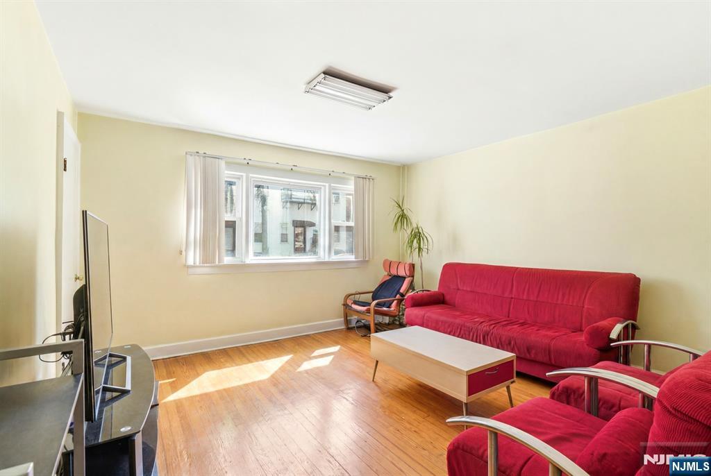 164 Hopkins Avenue Property Photo 3