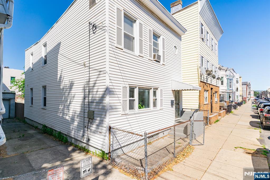 164 Hopkins Avenue Property Photo 21