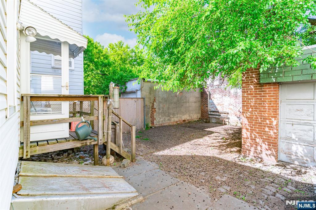 164 Hopkins Avenue Property Photo 24