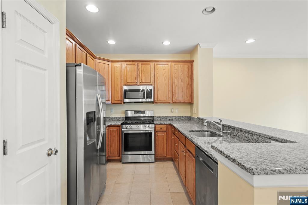 260 Riverwalk Way Property Photo 6