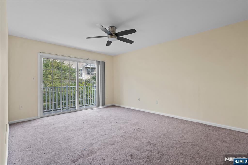 260 Riverwalk Way Property Photo 9
