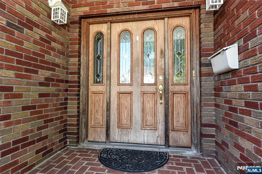 77 Herman Street Property Photo 4