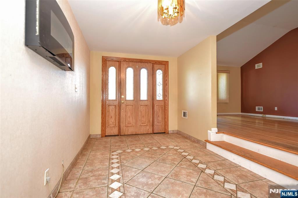 77 Herman Street Property Photo 5