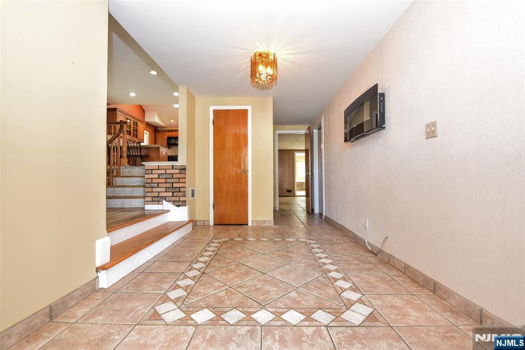 77 Herman Street Property Photo 6