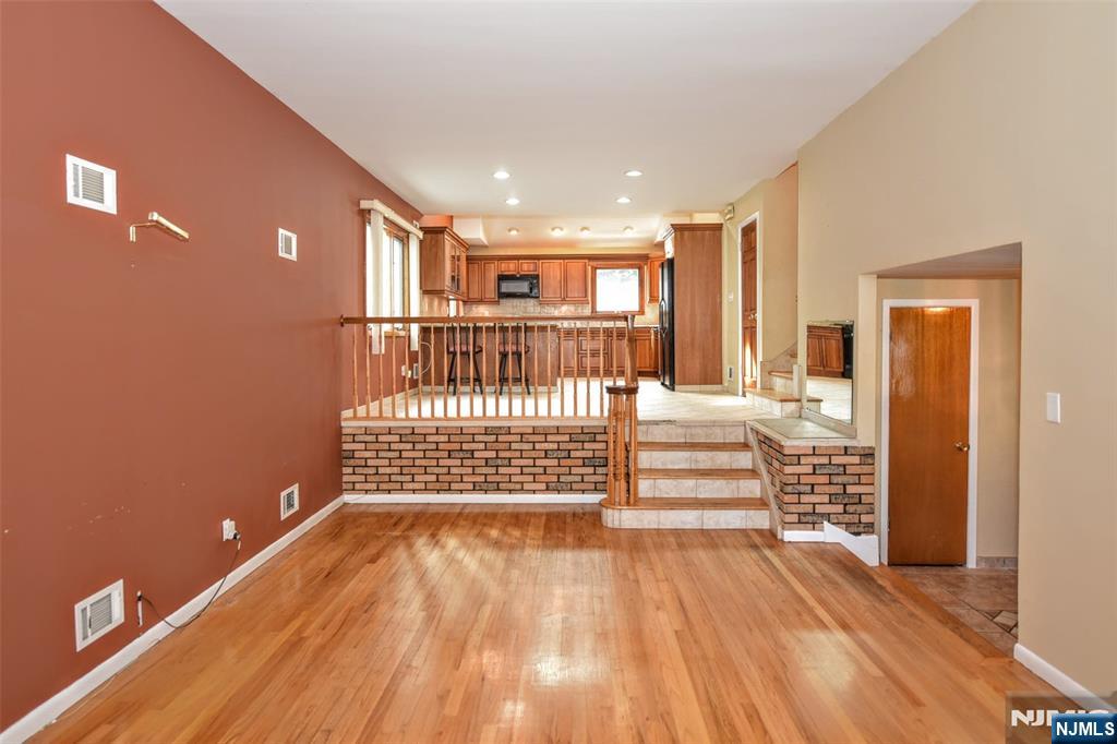 77 Herman Street Property Photo 10
