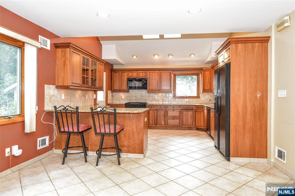 77 Herman Street Property Photo 15