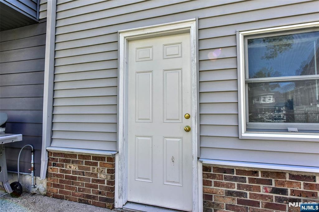 77 Herman Street Property Photo 35