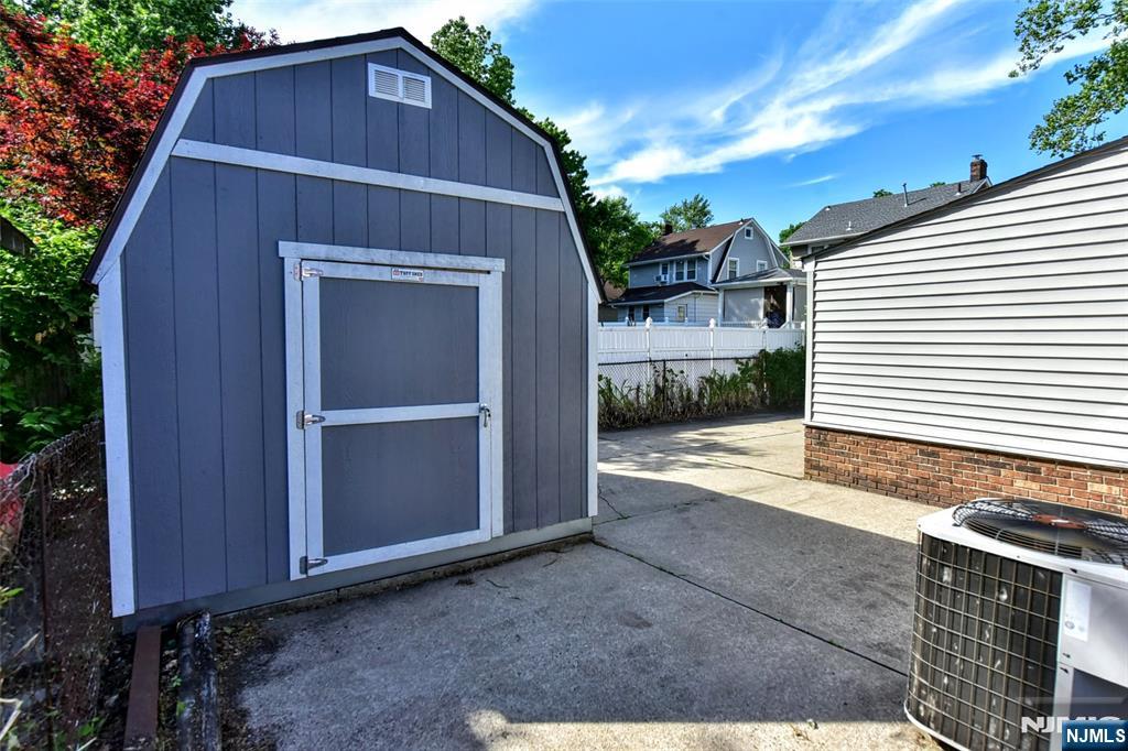 77 Herman Street Property Photo 37